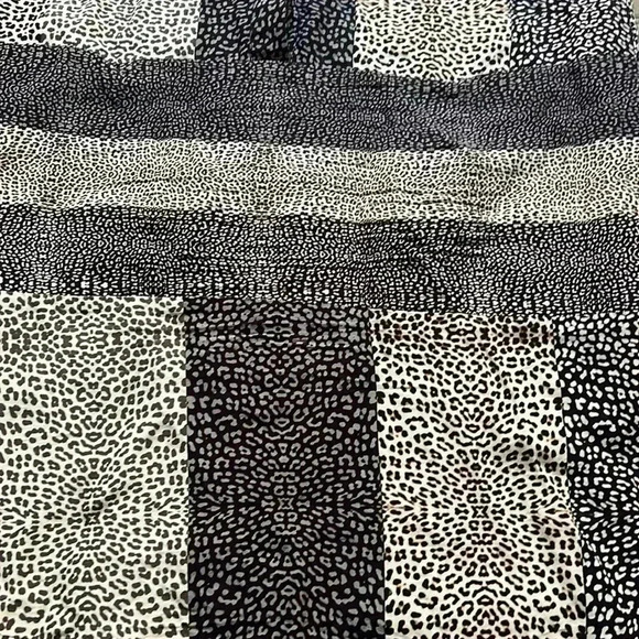 🔥MARCIANO🔥 | Blue and grey animal print sleeveless dress - Picture 3 of 12